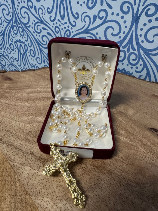 Charlene Richard Rosary – White Pearl Beads with Gold Accents XT229